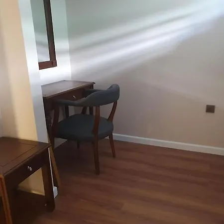 Villa Cesme'de Yemyesil Bahceli, Havuzlu Villa-awz112 Çeşme