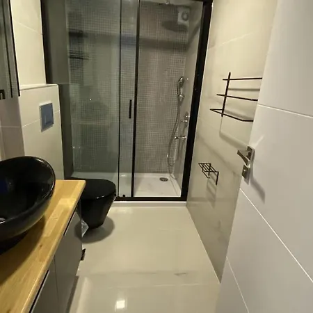 וילה Cesme'de Yemyesil Bahceli, Havuzlu Villa-awz112 Çeşme